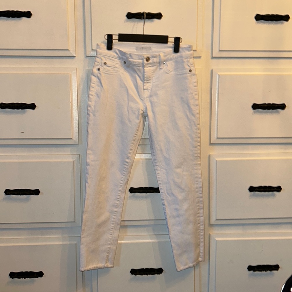 7 FOR ALL MANKIND WOMEN’S WHITE DENIM CROPS SZ 27